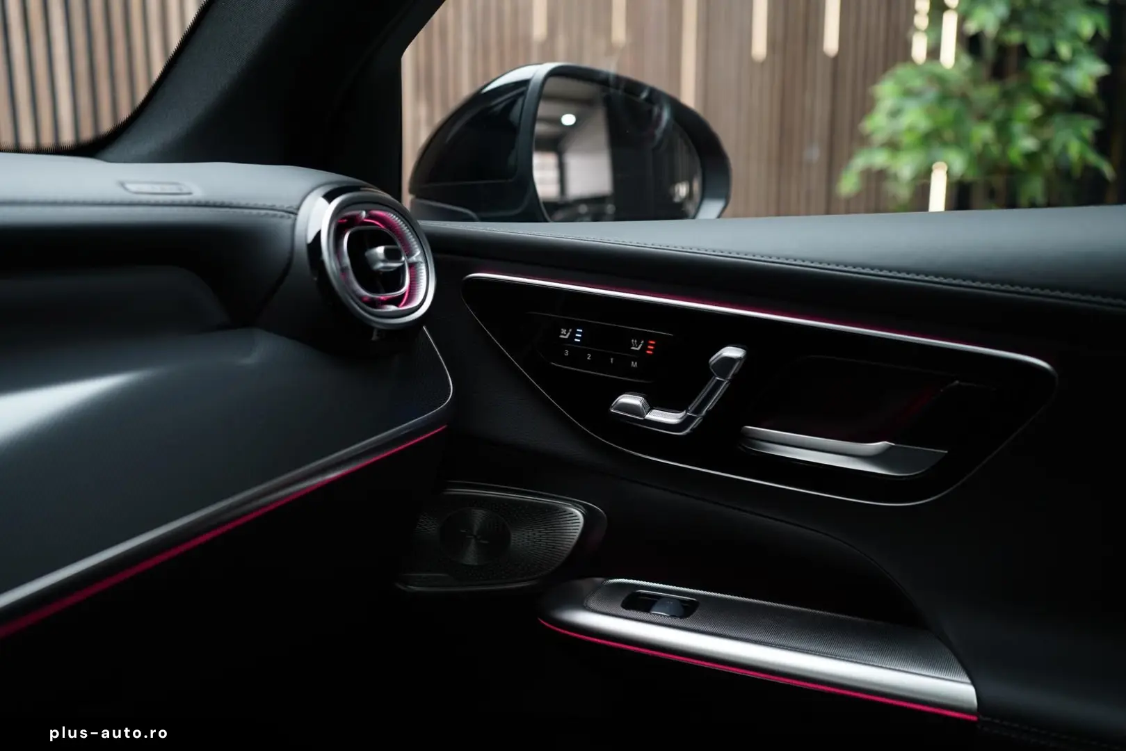 MERCEDES-BENZ GLC 300e 4Matic AMG   Night   HuD   360   Pano