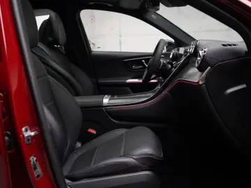 MERCEDES-BENZ GLC 300e 4Matic AMG   Night   HuD   360   Pano