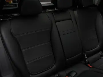 MERCEDES-BENZ GLC 300e 4Matic AMG   Night   HuD   360   Pano