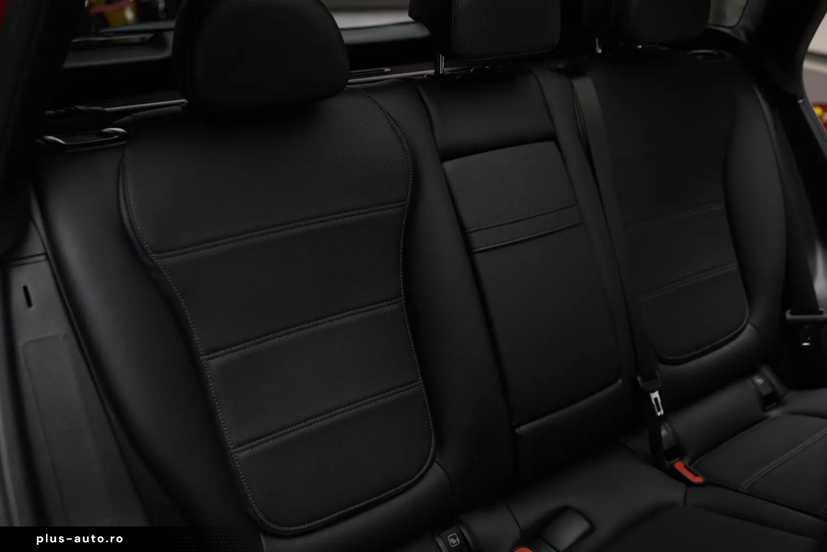 MERCEDES-BENZ GLC 300e 4Matic AMG   Night   HuD   360   Pano