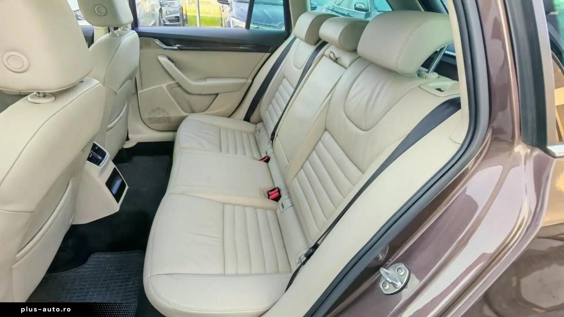 Skoda Octavia Diesel Automat 2017 dsg - Rate   Credit   Gara