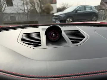 PORSCHE 911 992 Carrera GTS APPROVED LIFT SCHALENSITZ