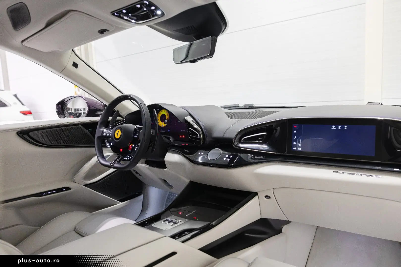 FERRARI PUROSANGUE LIFT MASSAGE PANO EXTRACAMPIONARIO