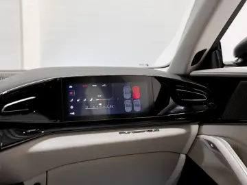 FERRARI PUROSANGUE LIFT MASSAGE PANO EXTRACAMPIONARIO