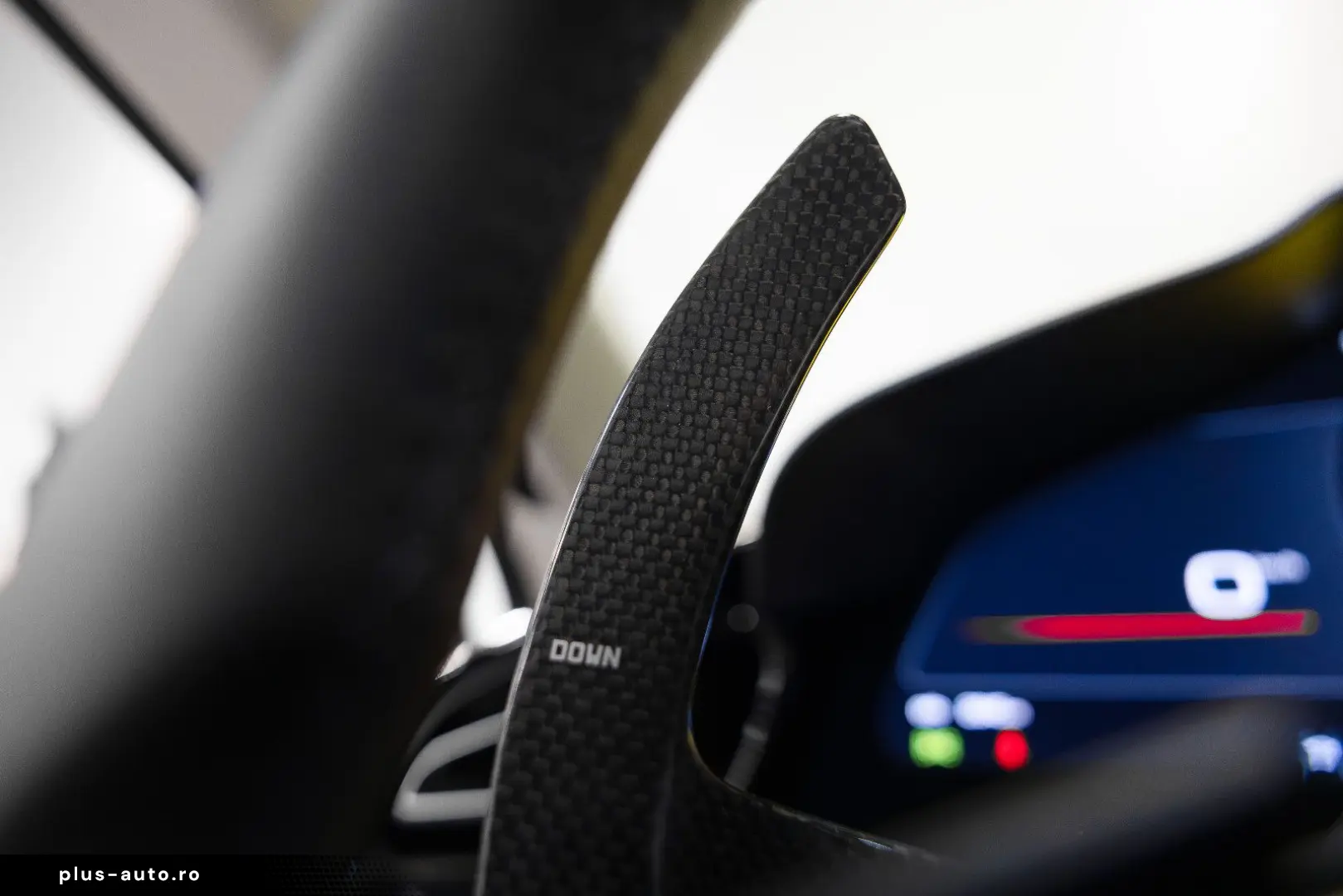 FERRARI PUROSANGUE LIFT MASSAGE PANO EXTRACAMPIONARIO