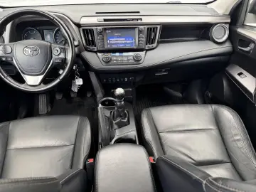 TOYOTA RAV 4 2.0 diesel 139.000 km in RATE FIXE