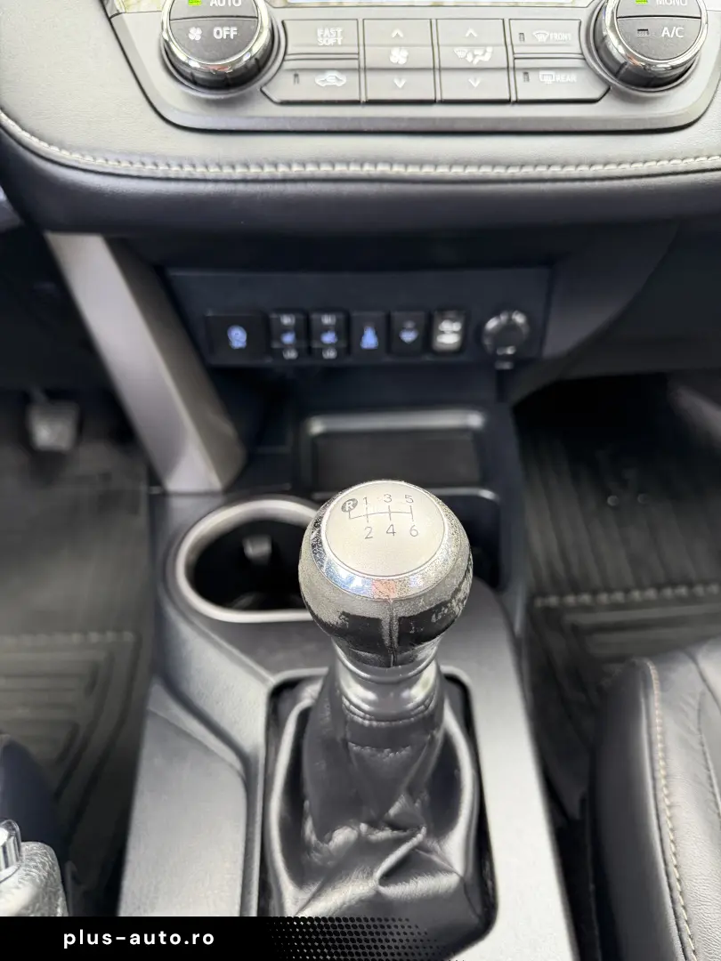 TOYOTA RAV 4 2.0 diesel 139.000 km in RATE FIXE