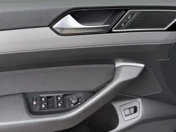 VW PASSAT 2.0 DIESEL DE VANZARE IN RATE FIXE