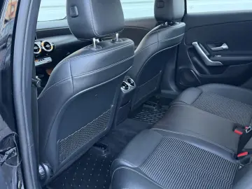 MERCEDES BENZ A180 CUTIE AUTOMATA IN RATE FIXE