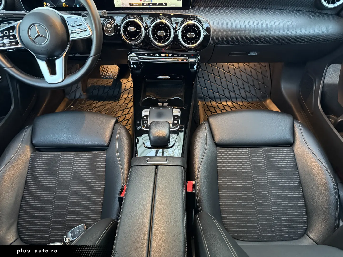 MERCEDES BENZ A180 CUTIE AUTOMATA IN RATE FIXE