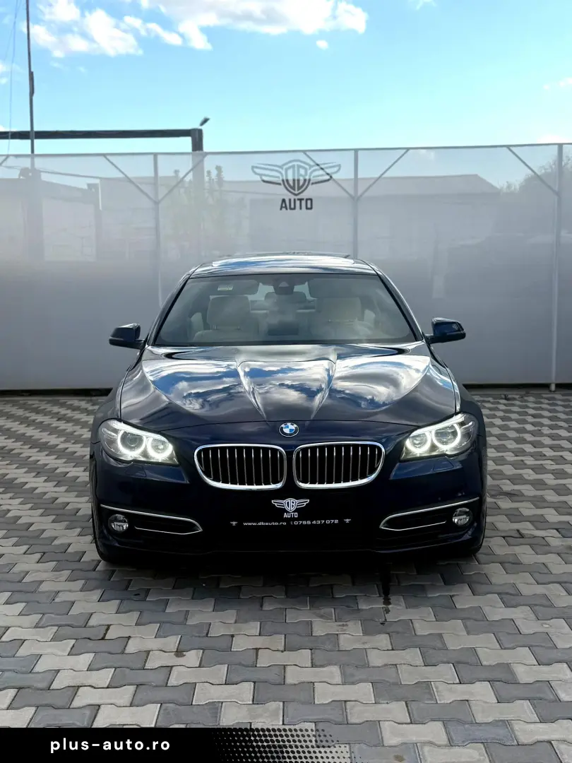 BMW Seria 5 525d xDrive Luxury Line