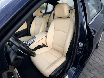 BMW Seria 5 525d xDrive Luxury Line