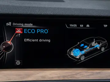 BMW Seria 5 525d xDrive Luxury Line