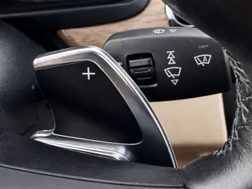 BMW Seria 5 525d xDrive Luxury Line