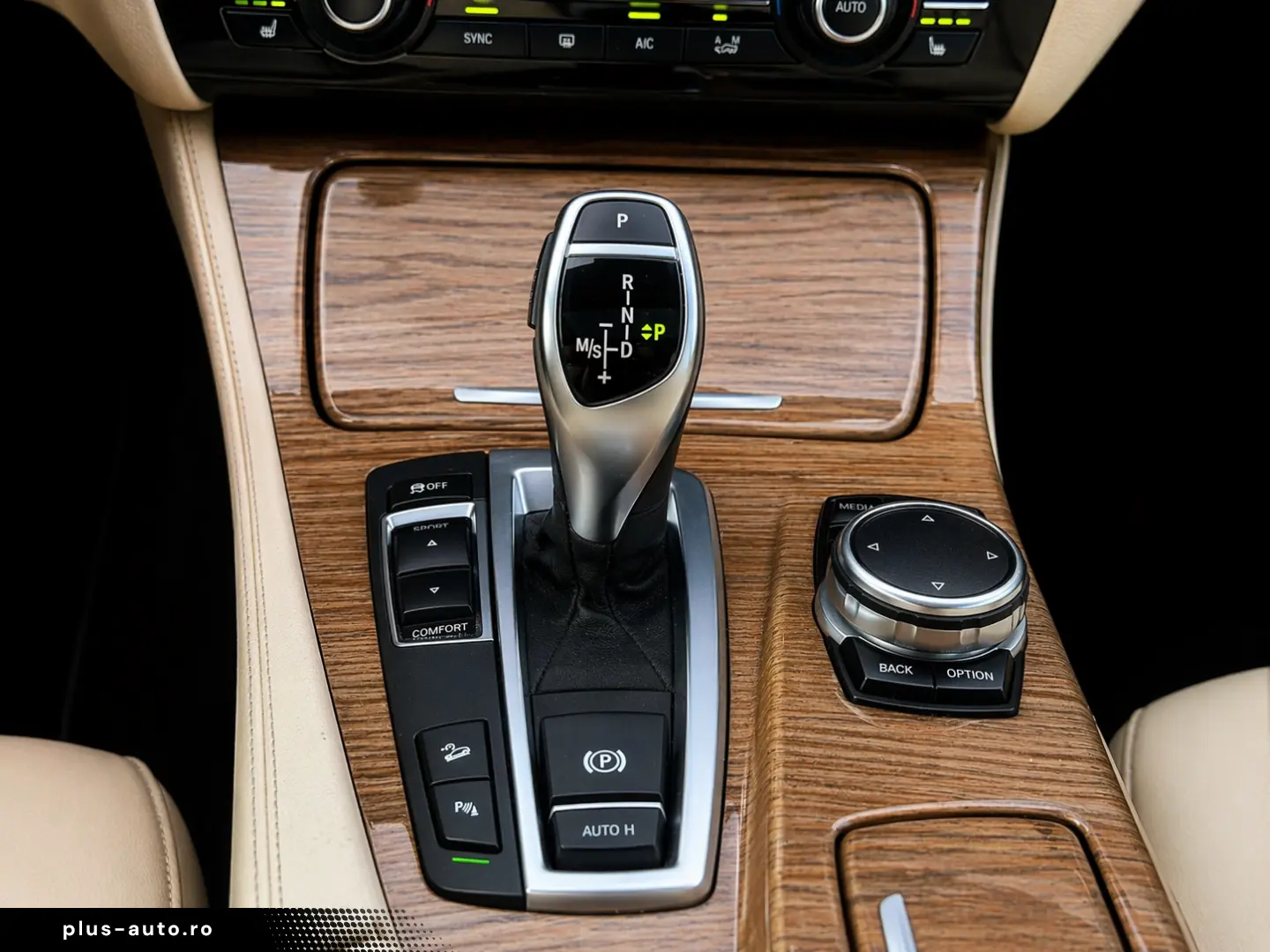 BMW Seria 5 525d xDrive Luxury Line