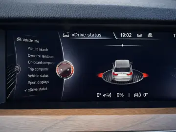 BMW Seria 5 525d xDrive Luxury Line