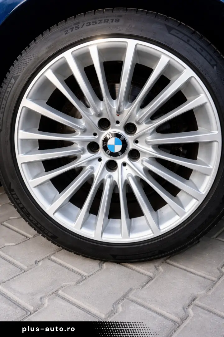 BMW Seria 5 525d xDrive Luxury Line