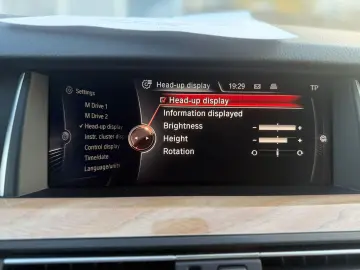 BMW Seria 5 525d xDrive Luxury Line