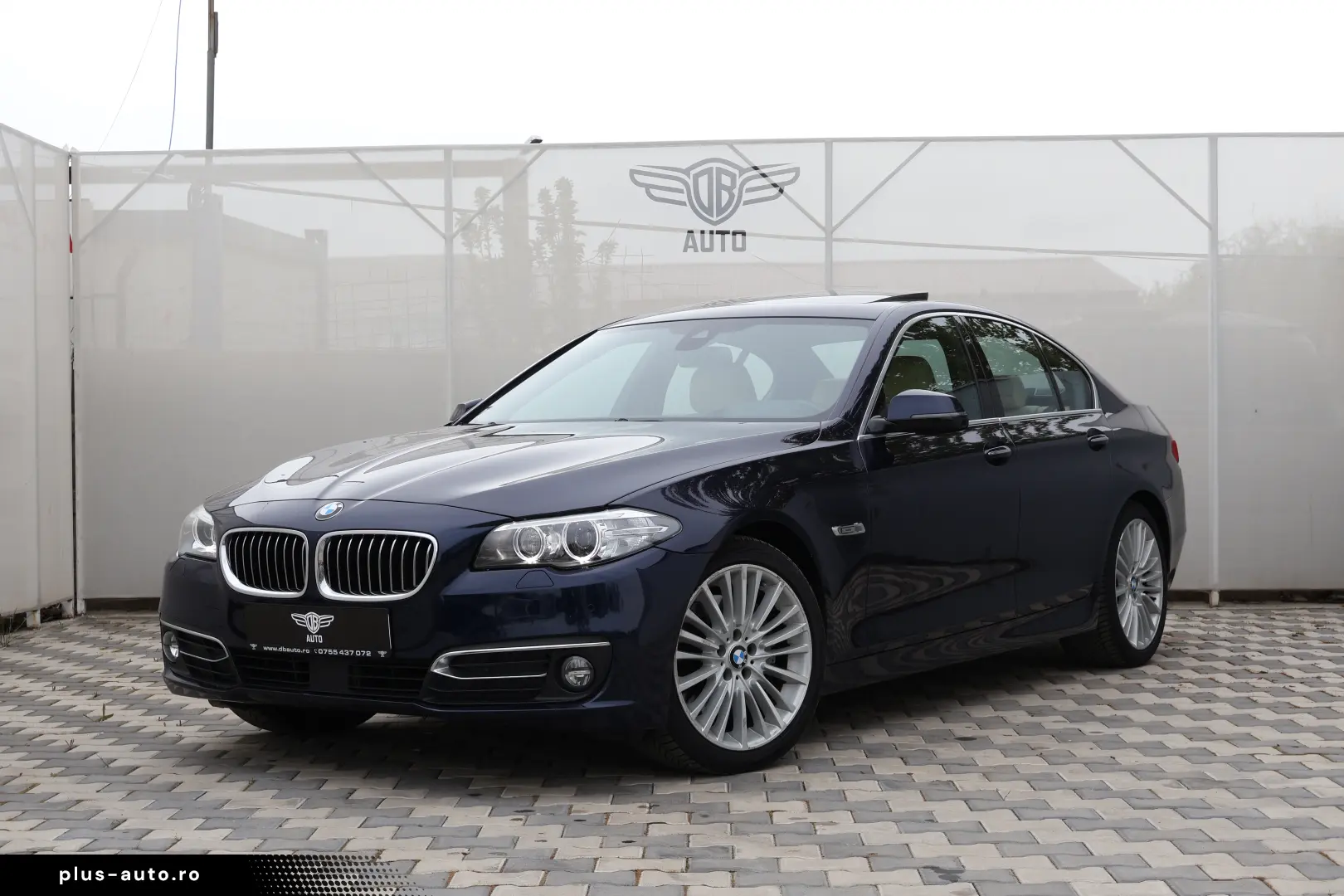 BMW Seria 5 525d xDrive Luxury Line