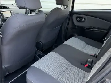 Toyota Yaris hybrid de vanzare in RATE FIXE