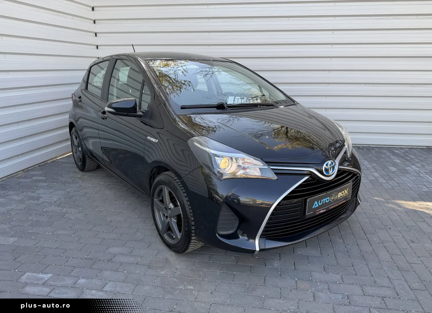 Toyota Yaris hybrid de vanzare in RATE FIXE
