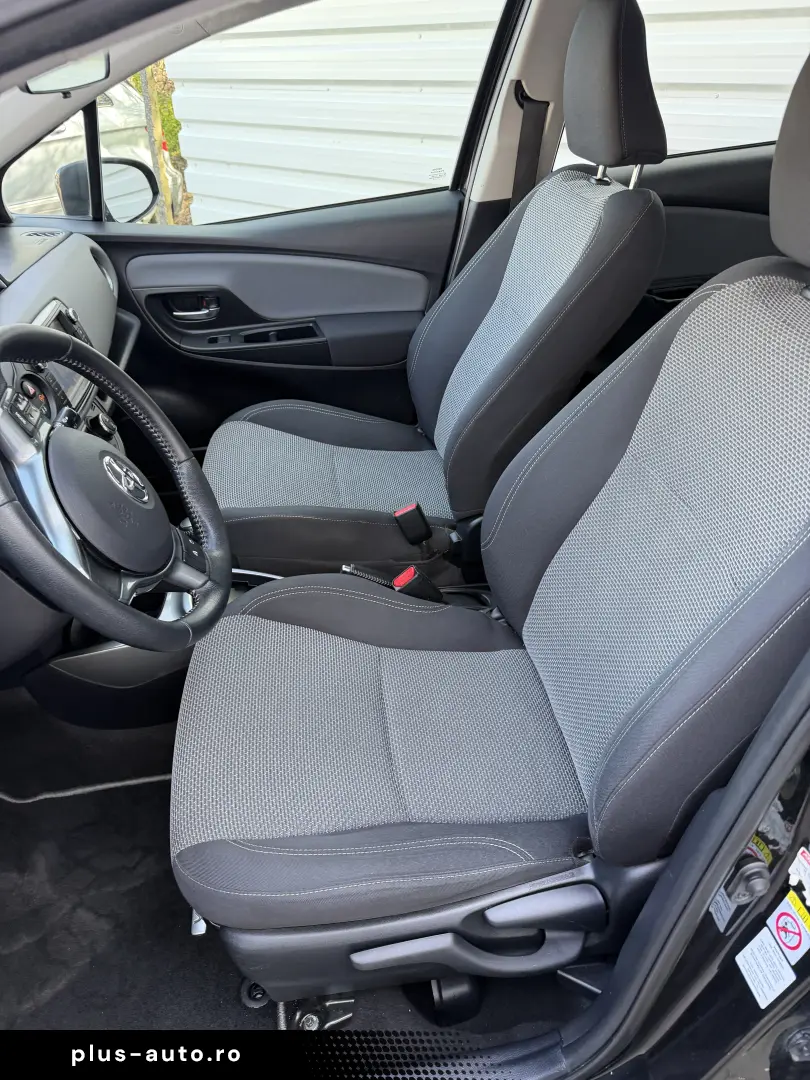 Toyota Yaris hybrid de vanzare in RATE FIXE
