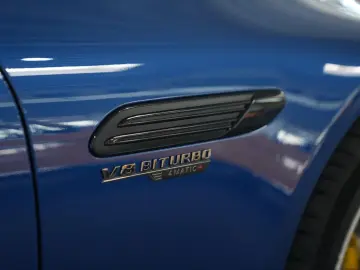 MERCEDES-BENZ SL AMG 63 4Matic