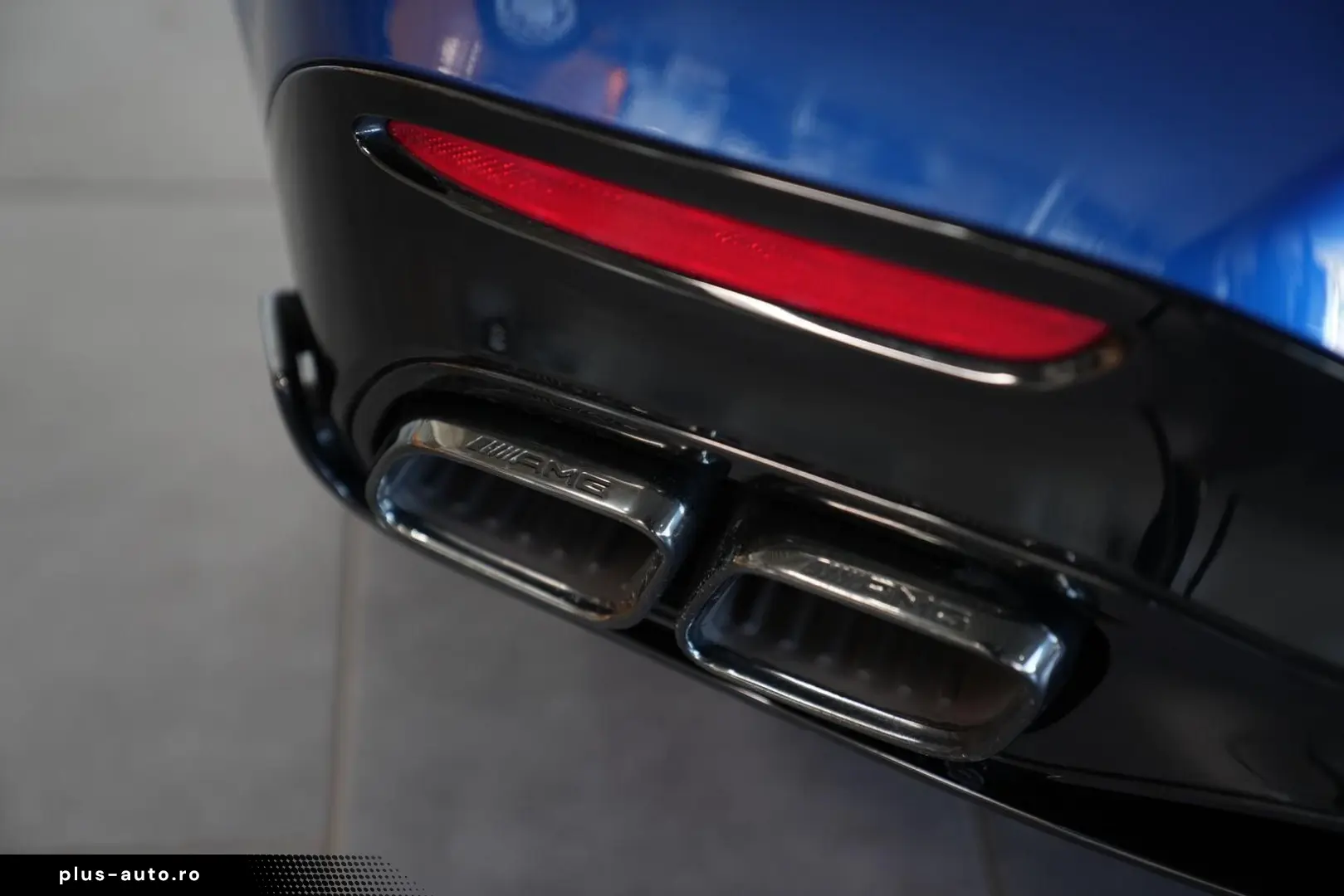 MERCEDES-BENZ SL AMG 63 4Matic