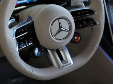 MERCEDES-BENZ SL AMG 63 4Matic