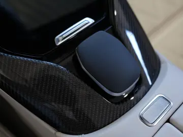 MERCEDES-BENZ SL AMG 63 4Matic