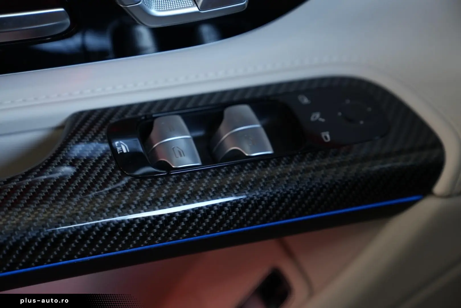 MERCEDES-BENZ SL AMG 63 4Matic