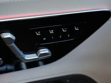 MERCEDES-BENZ SL AMG 63 4Matic