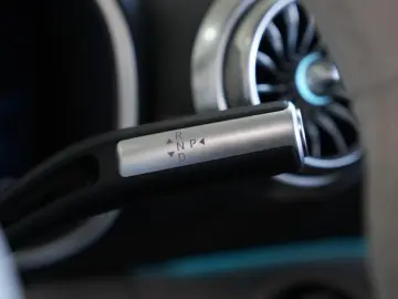 MERCEDES-BENZ SL AMG 63 4Matic