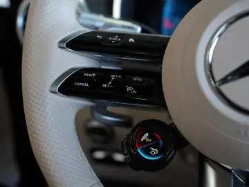 MERCEDES-BENZ SL AMG 63 4Matic