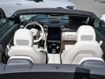 MERCEDES-BENZ SL 63 AMG 4M