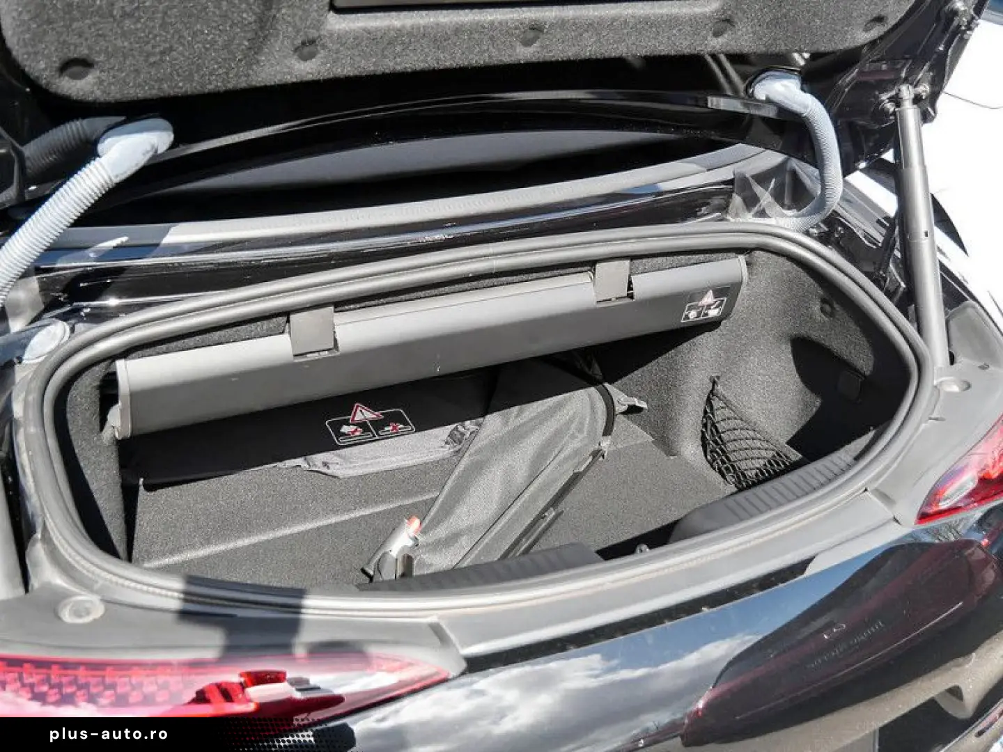 MERCEDES-BENZ SL 63 AMG 4M