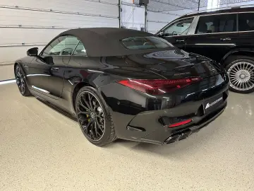 MERCEDES-BENZ SL 63 AMG 4M