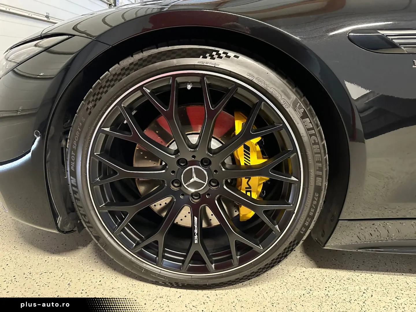 MERCEDES-BENZ SL 63 AMG 4M