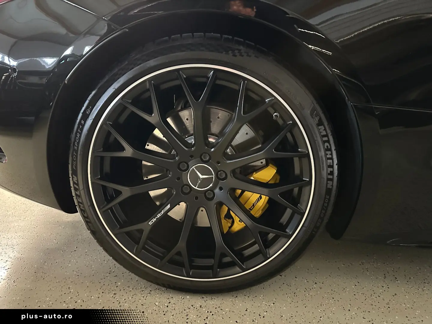 MERCEDES-BENZ SL 63 AMG 4M