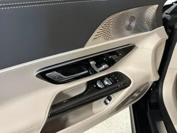 MERCEDES-BENZ SL 63 AMG 4M