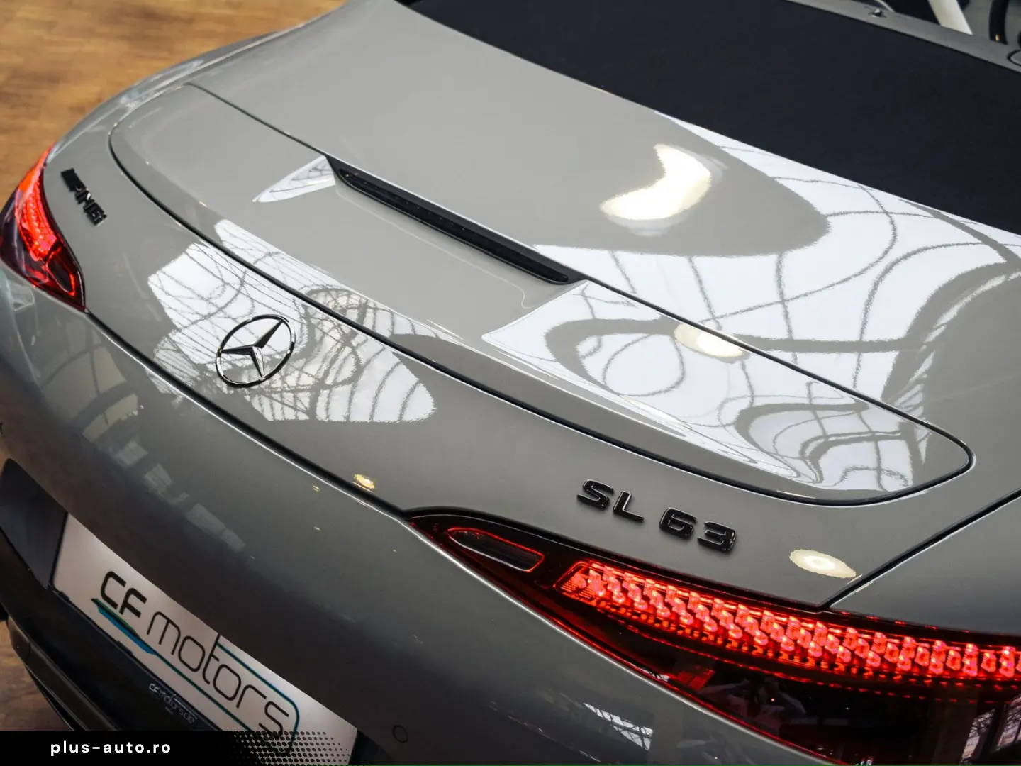 MERCEDES-BENZ SL 63 AMG PERFORMANCE SEATS  CARBON