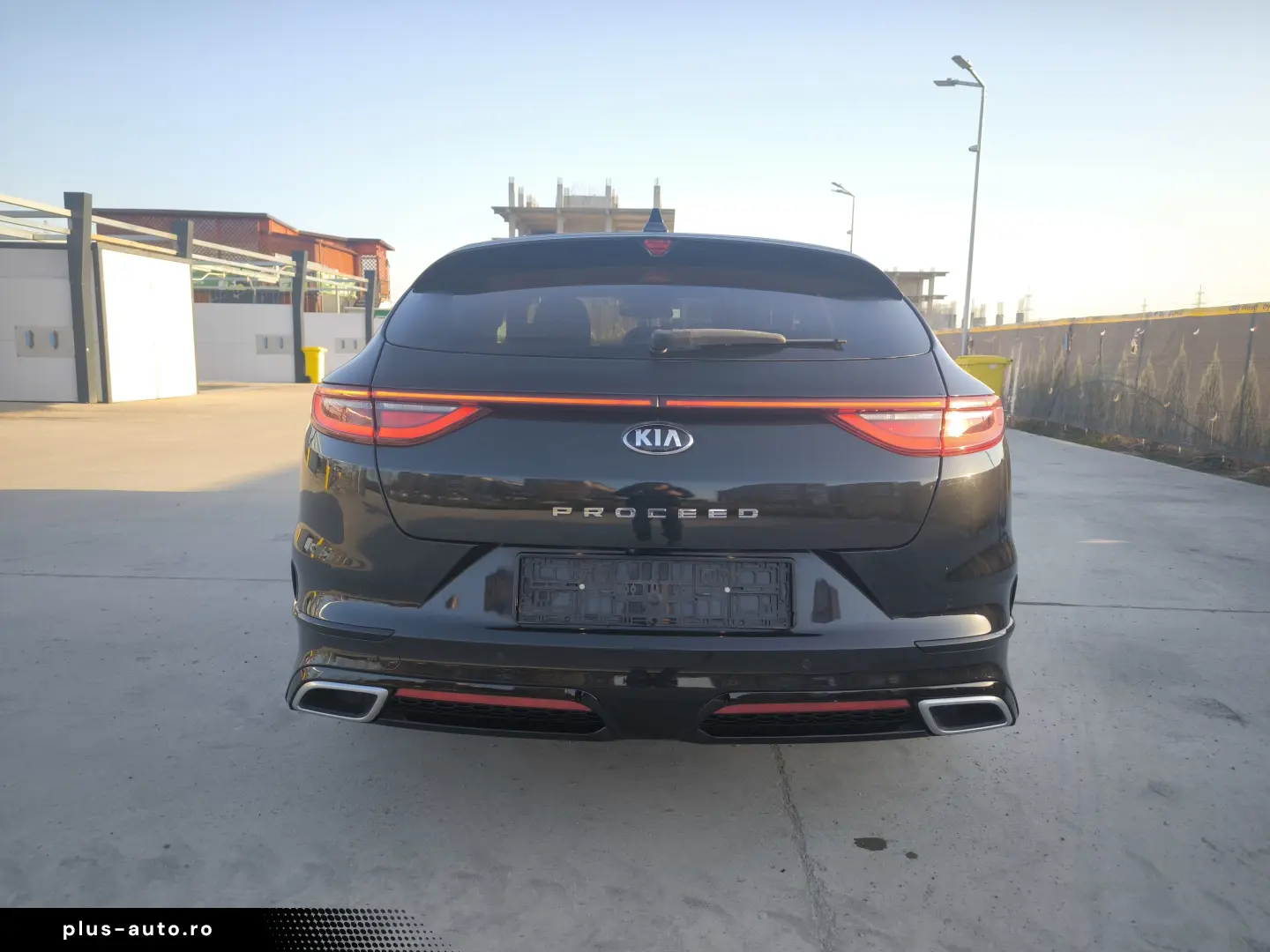 Kia pro cee'd   ProCeed