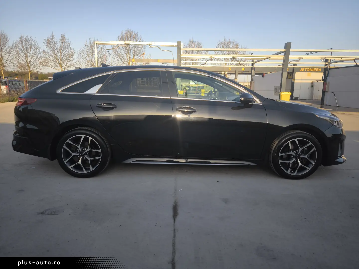 Kia pro cee'd   ProCeed