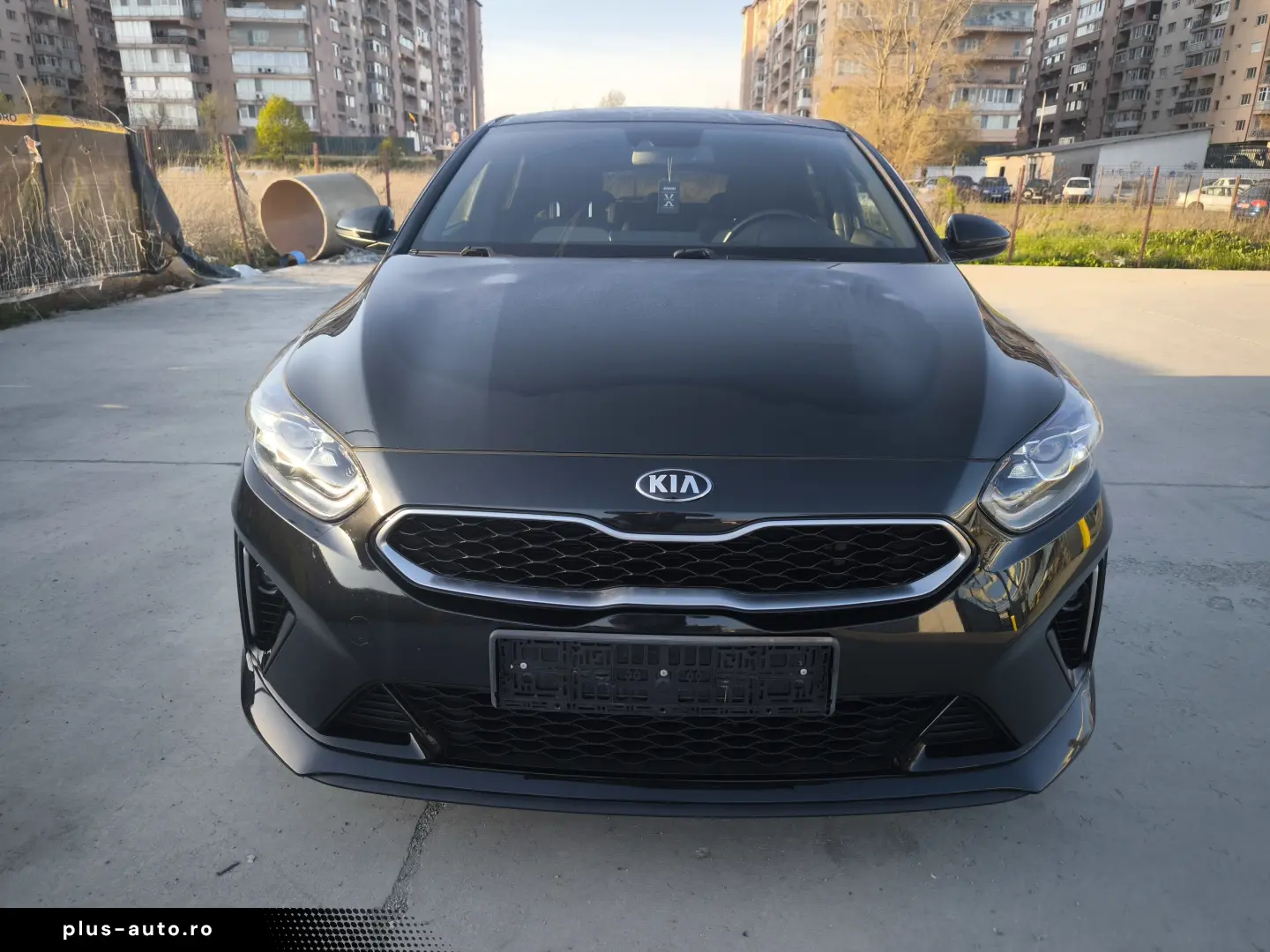 Kia pro cee'd   ProCeed