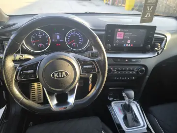 Kia pro cee'd   ProCeed