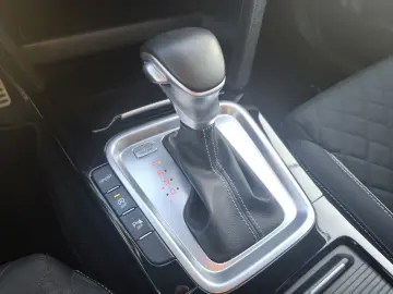 Kia pro cee'd   ProCeed