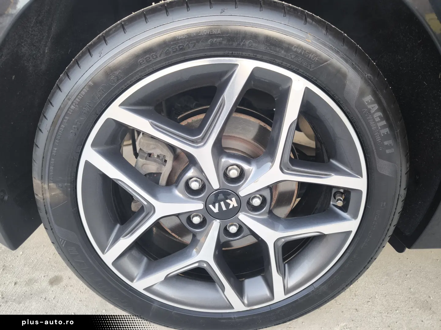 Kia pro cee'd   ProCeed