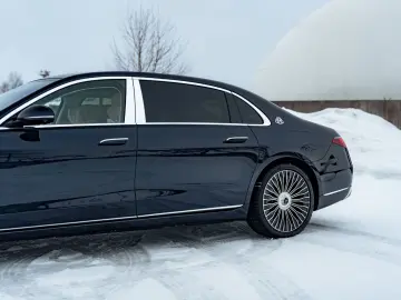 MERCEDES-BENZ S 680 Maybach 4Matic