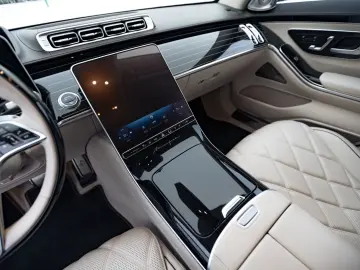 MERCEDES-BENZ S 680 Maybach 4Matic