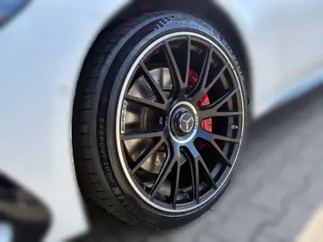 MERCEDES-BENZ E 53 AMG Hybrid 4M